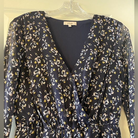 Last chance! PRIMROSE V-Neck Long-Sleeve Floral Mini Dress - Picture 2 of 8